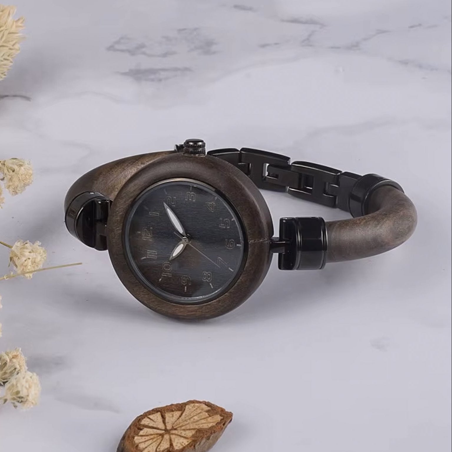 Black Sandalwood Bracelet Watch - 35mm